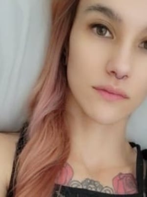 Tessa Stone