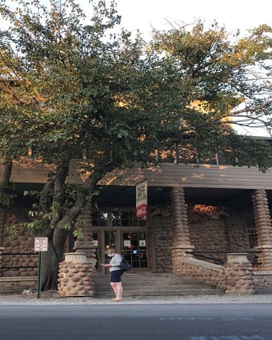 Old Plantation Restaurant Medicine Park historic