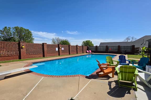 Private Pool Oasis Near Fort Sill & Refuge Slps 10 - Image 1