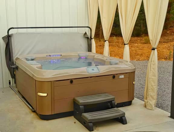 Cozy Medicine Pk Hideaway Hot Tub & Festivals BZ