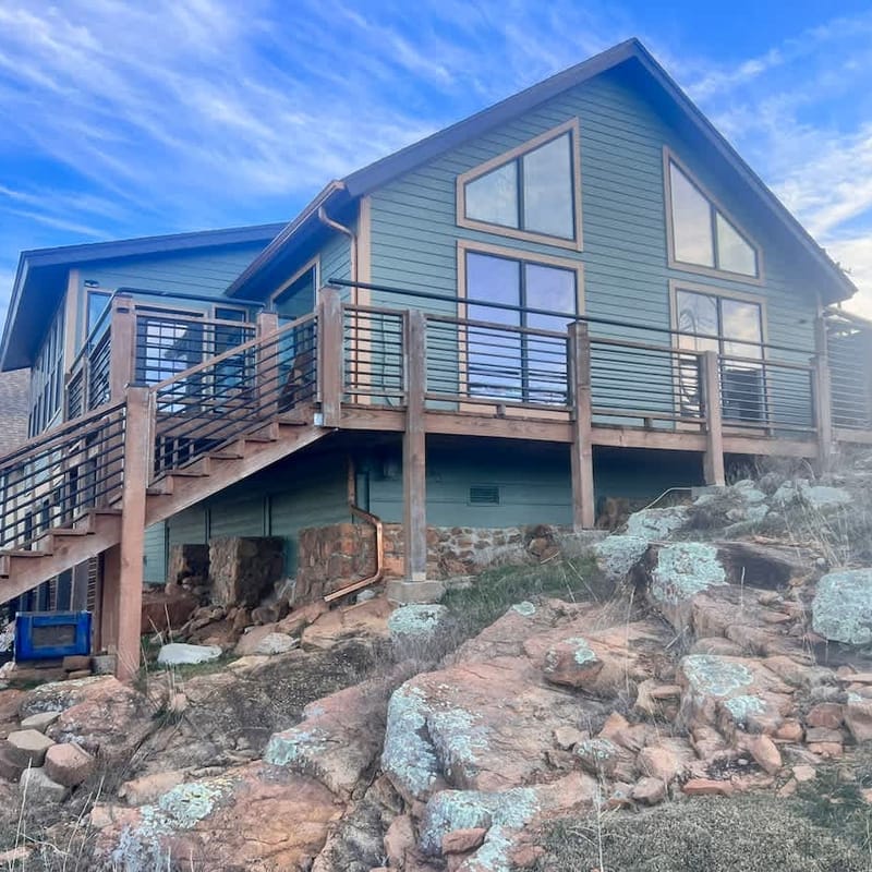 Book A Riverside Stay w/hot tub-sleeps 17 +Parking